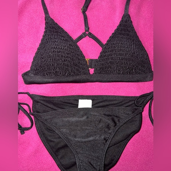 Hula Honey Other - ☀️SALE☀️Black bikini